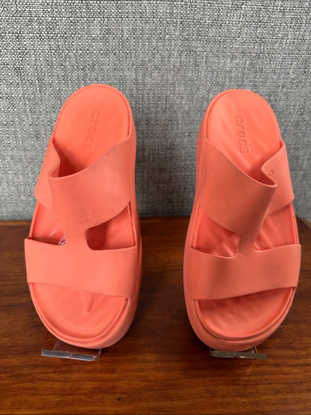 CROCS Getaway Platform H Strap Women's Sun-kissed Coral Slide Sandals Size 8